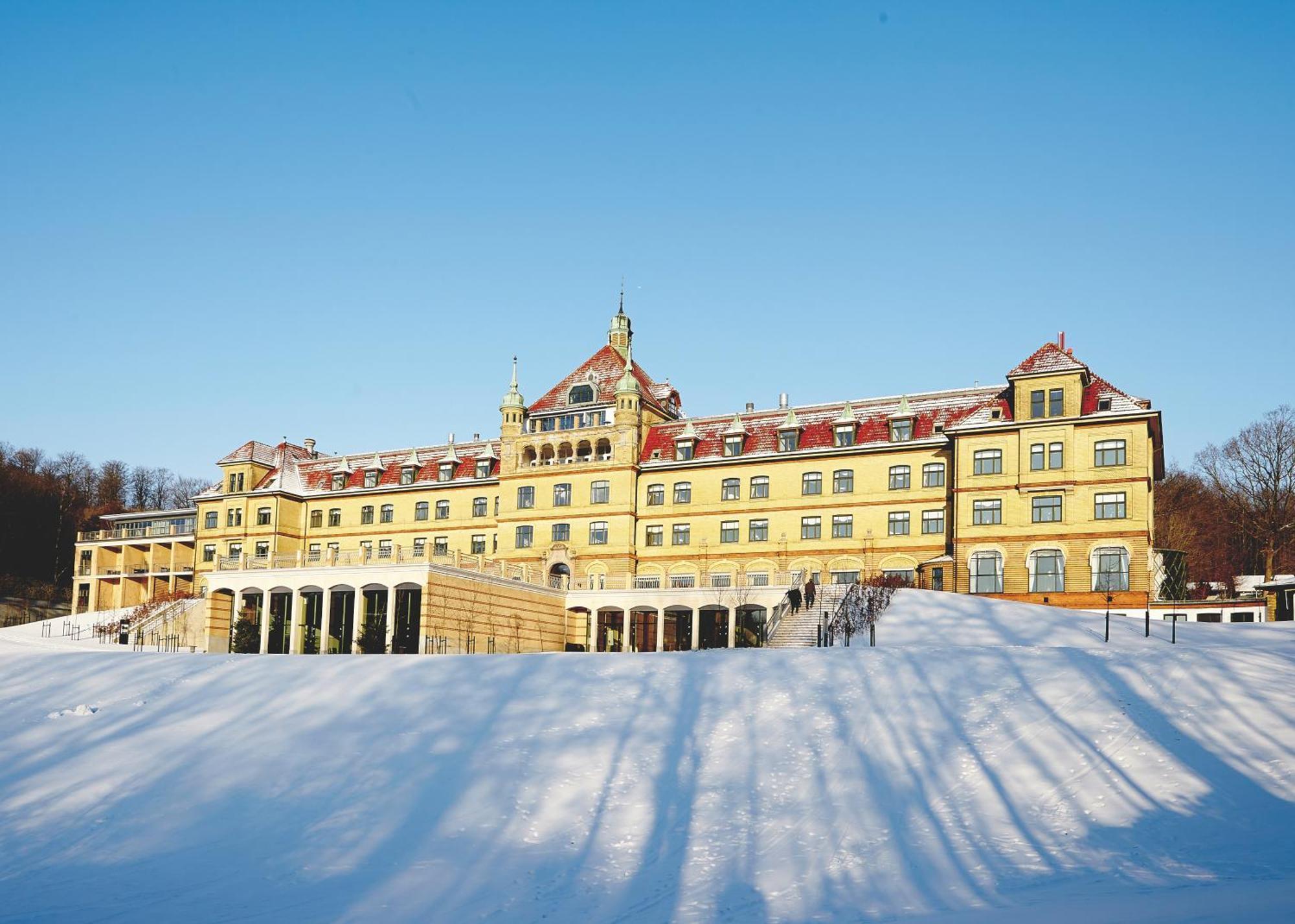 Hotel Vejlefjord Stouby Экстерьер фото