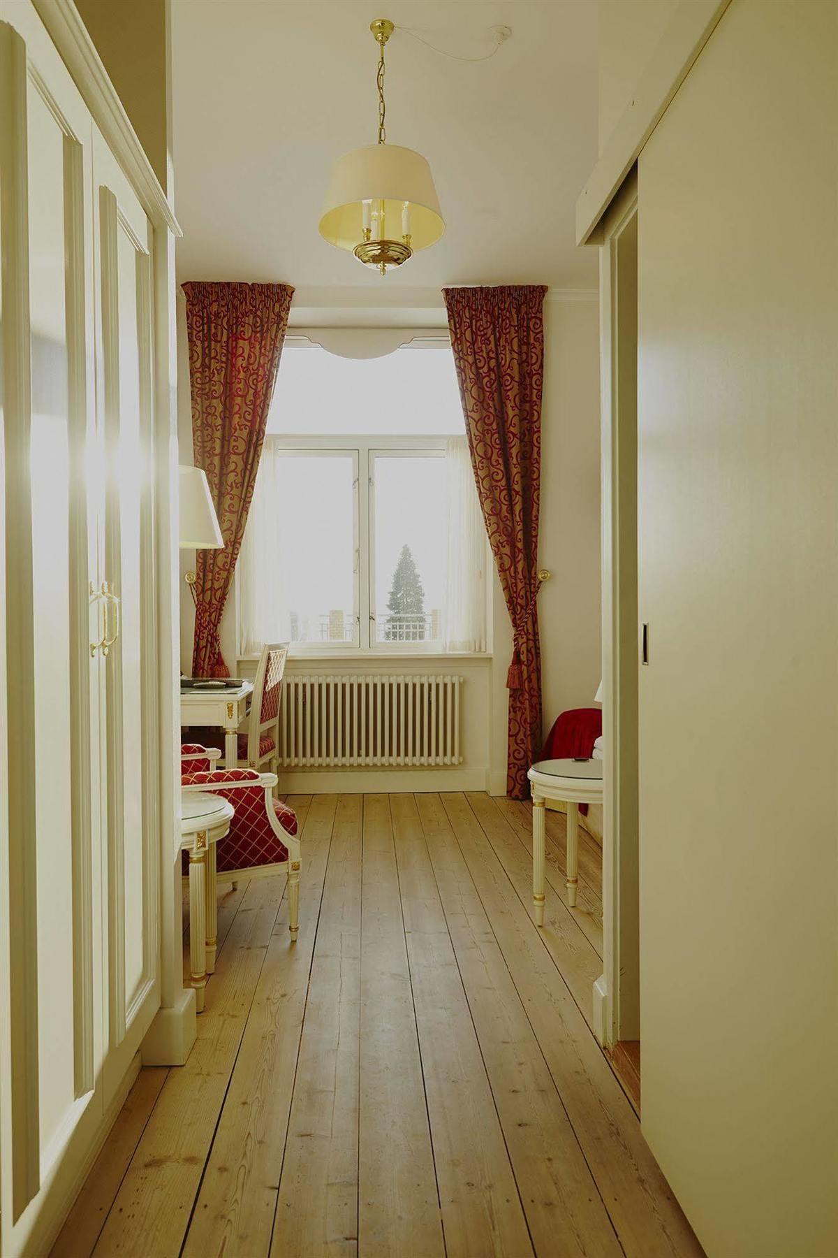 Hotel Vejlefjord Stouby Экстерьер фото