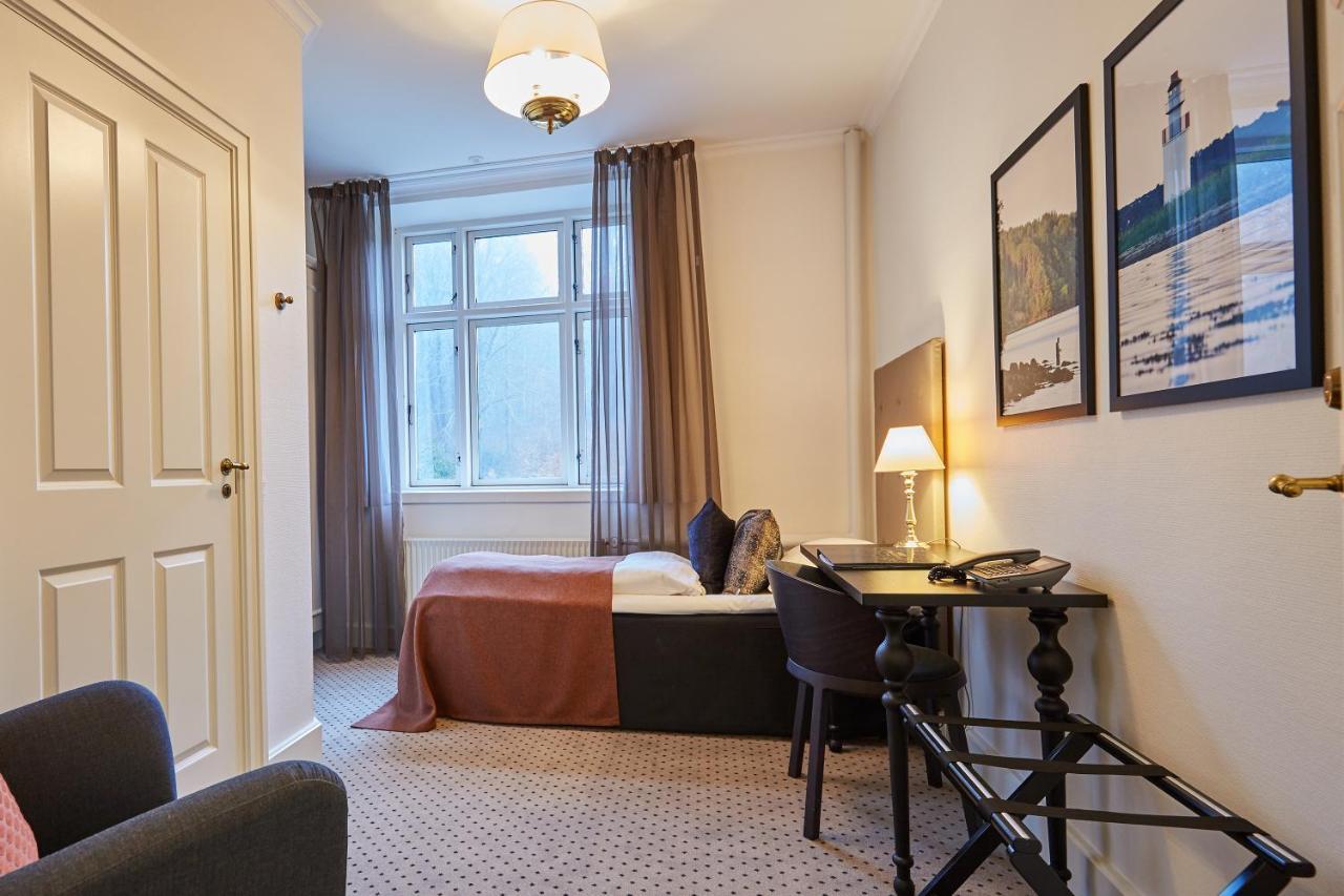 Hotel Vejlefjord Stouby Экстерьер фото