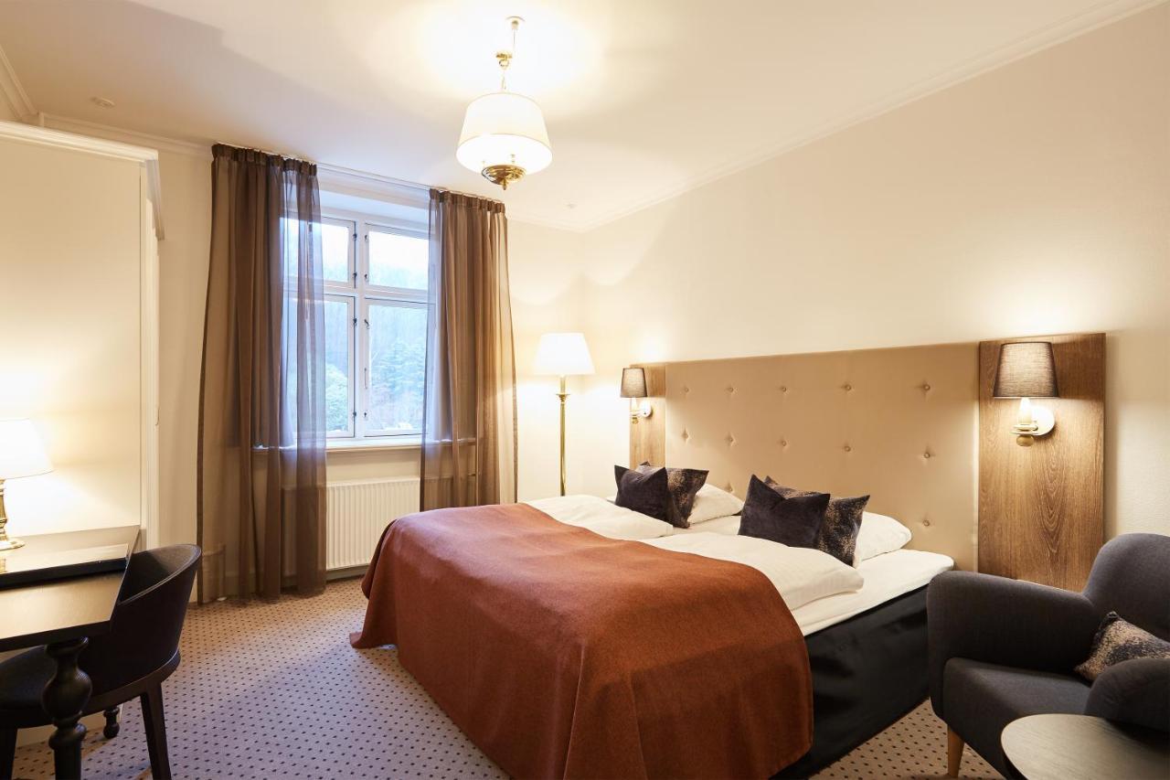 Hotel Vejlefjord Stouby Экстерьер фото